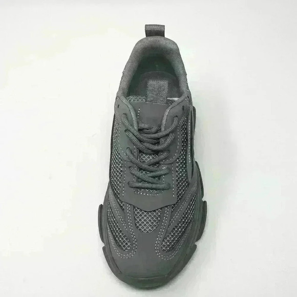 BRAND NEW IN BOX Steve Madden Possession Sneaker Charcoal Color - Picture 8 of 9